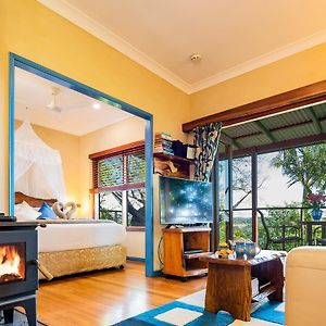 Deluxe Cottage Lake View